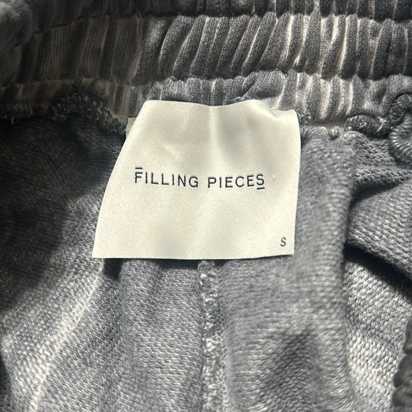 Filling Pieces - Picture 12 of 14